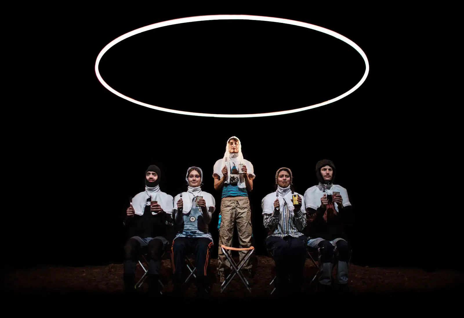 Forestillingen Praise The Land på Teater Momentum